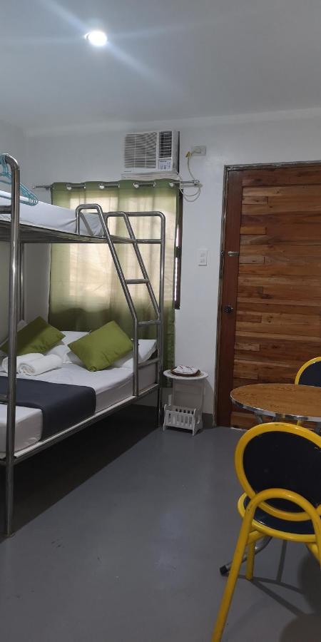 Rain Haven Lodging House Корон Экстерьер фото