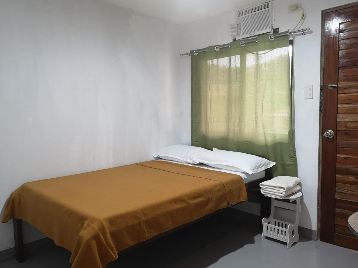 Rain Haven Lodging House Корон Экстерьер фото