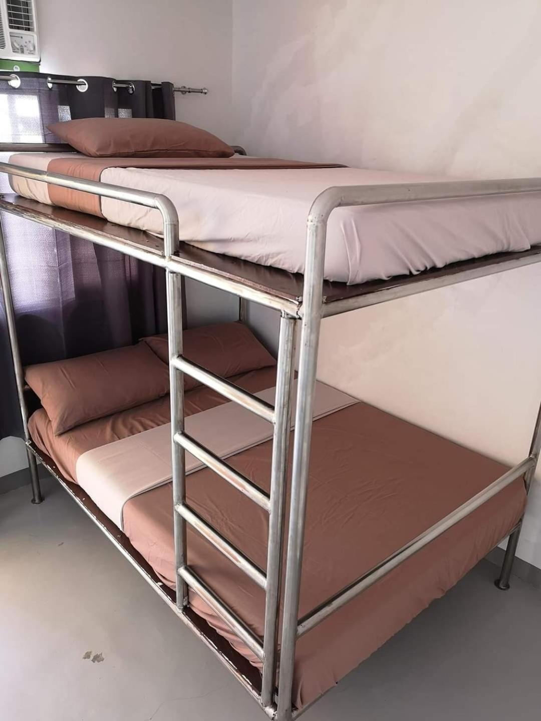 Rain Haven Lodging House Корон Экстерьер фото